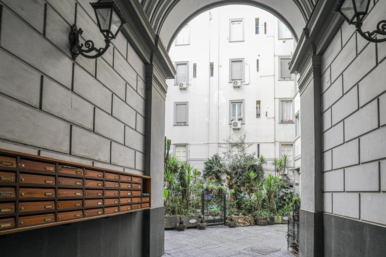 Sanfelice 33 Luxury Suites Naples Luaran gambar