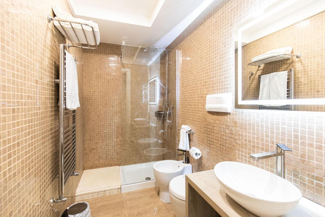 Sanfelice 33 Luxury Suites Naples Luaran gambar